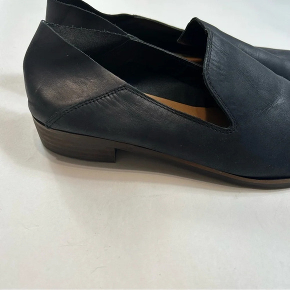 Lucky Brand Cahill Convertible Mule Flat Navy Leather Shoe​​​ - Picture 6 of 9
